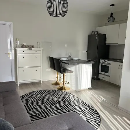 Cozy By The Sea Limassol