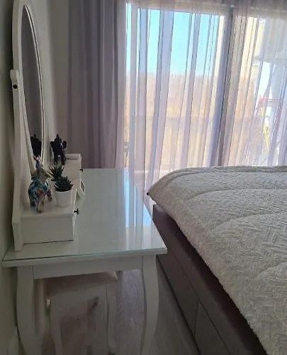 Cozy By The Sea Apartmán